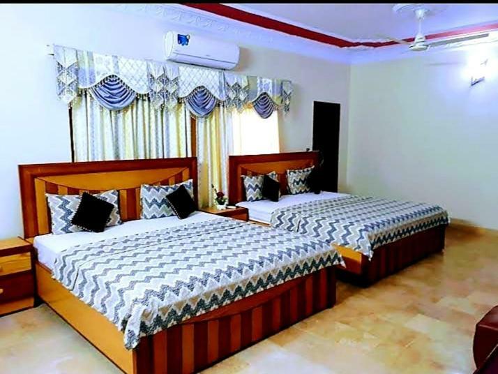 Gulshan Inn Guest House Karatschi Exterior foto